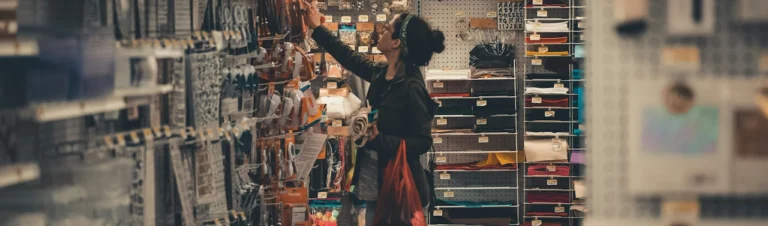 woman doing shopping in a store